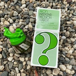 Avon Weekend Decision Maker Tai Winds Aftershave Green Napping Man Spinner
